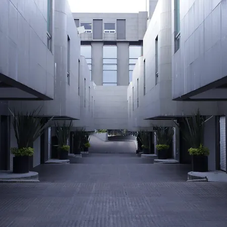Newport Love Hotel-2
