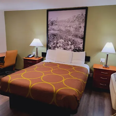 Super 8 By Wyndham El Centro North-2