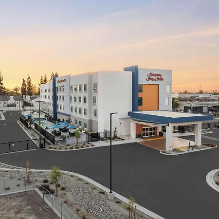 Hampton Inn & Suites Bakersfield Central-2