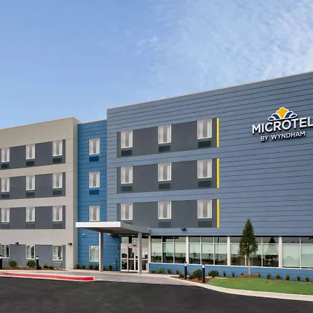 Microtel Inn & Suites By Wyndham Hot Springs-3