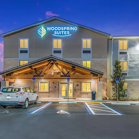 Woodspring Suites Bradenton-2