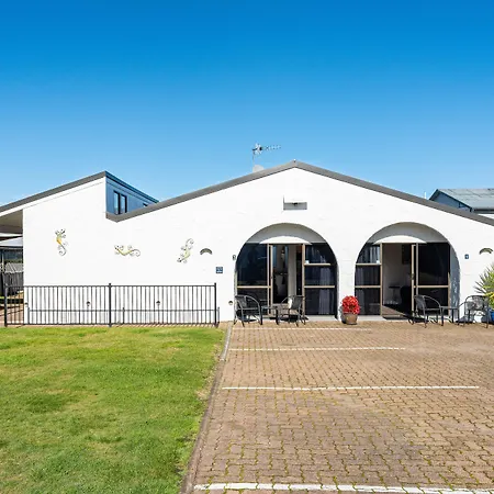 Central Inn Taupo-3