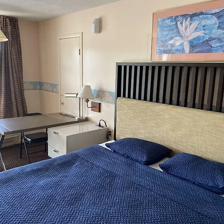 Howard Johnson By Wyndham Sebring-3