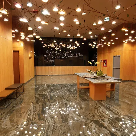 Hotel V1501-2