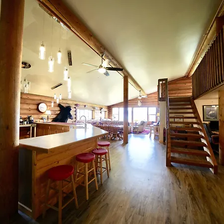 Flat Fish Lodge B&B And Event Center-3