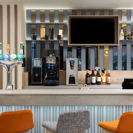 Hampton By Hilton Rochdale-3