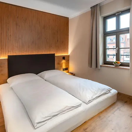 Nashi Rooms-3