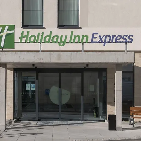 Holiday Inn Express - Munich North By Ihg-3