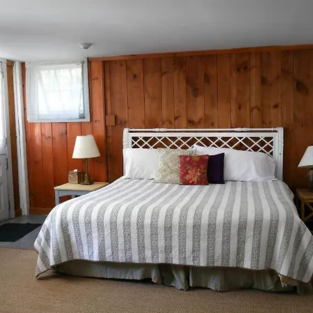 Race Brook Lodge-3