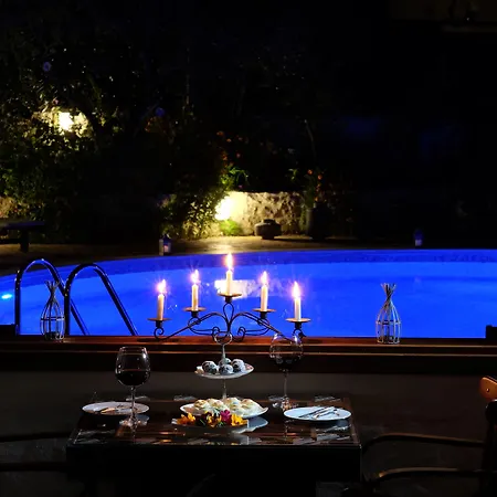 Exclusive Boutique Hotel 1-2