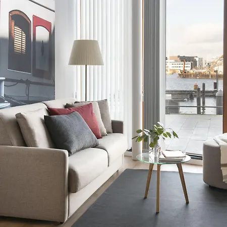 Eric Voekel Boutique Apartments - Riverfront Suites-3
