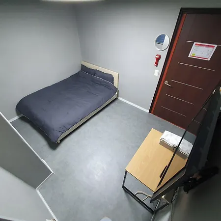 Seven Hostel-3