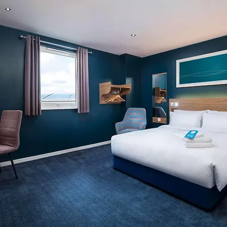 Travelodge Chertsey-3