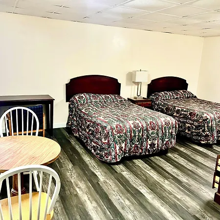 Best In Town Motel-3