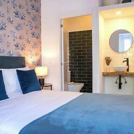Succeed Campo Pequeno Suites-2