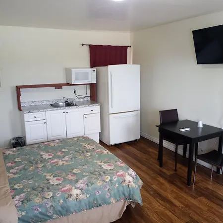 Park Side Motel-3