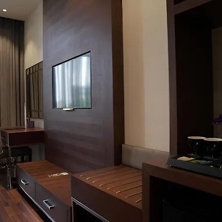 Indigo Heights Hotel & Suites-2