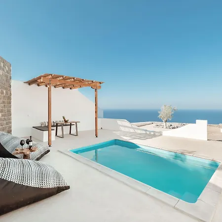Oyster Luxury Suites-3