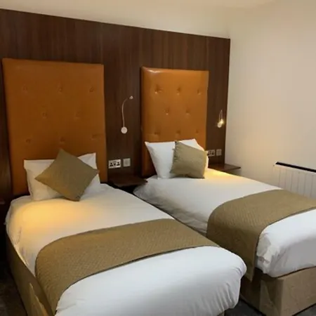 Trivelles Rochester Hotel-2