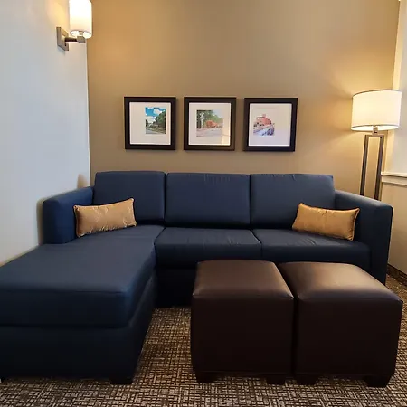Comfort Inn & Suites Harrisonburg-2