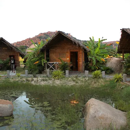 Rocky Meadows Resort Hampi-2
