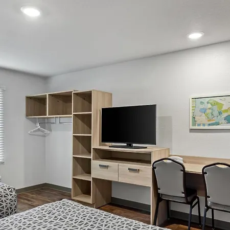 Woodspring Suites St Peters-Ofallon-3