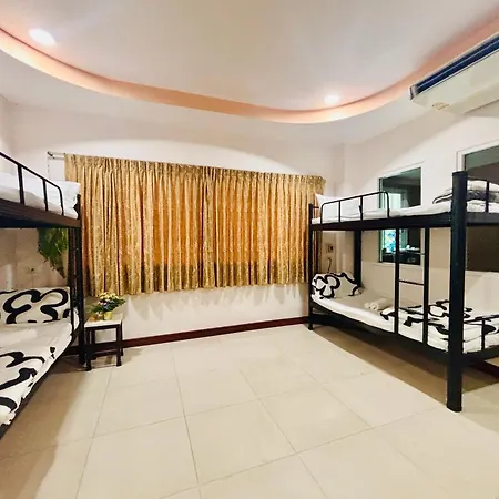 Ree- Riverside Hotel-2