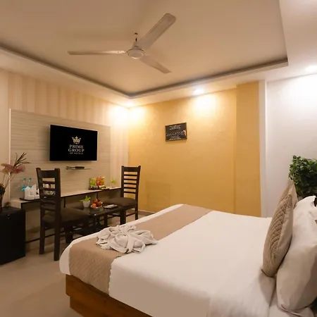 Hotel Caves Premium Near Delhi Airport-2