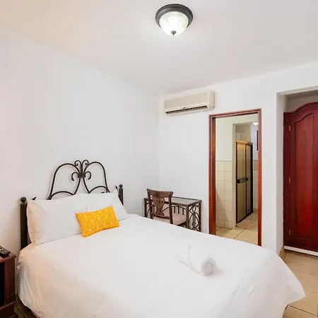 Villa Fontana Nesthost Stays-2