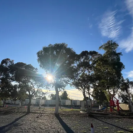 Coolgardie Caravan Park-3