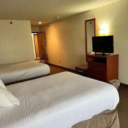Serena Inn & Suites-3