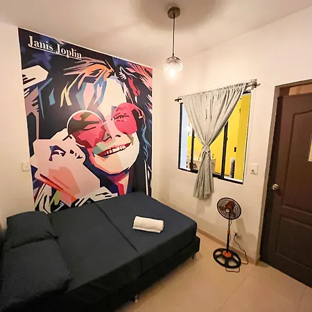 Casa Clandestina Guest House-2