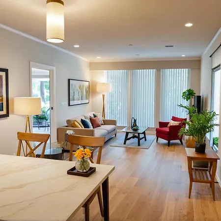 Modern Venice Beach Stay Entire Homes- Walk To Marina & Boardwalk-2