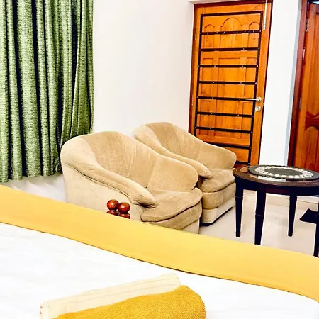 Comodita Inn-2