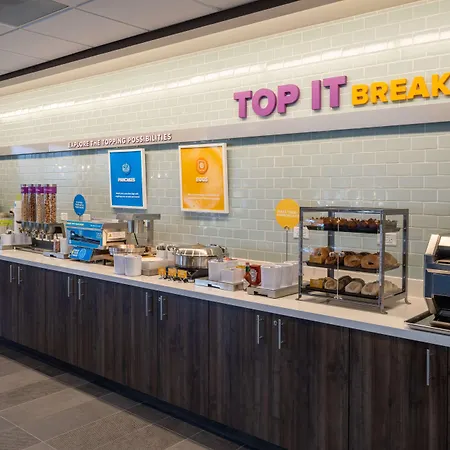 Tru By Hilton Naperville Chicago-2