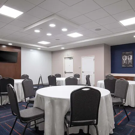 Hampton Inn By Hilton Green Bay Stadium-3