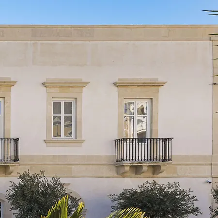 Byssus Suites-2
