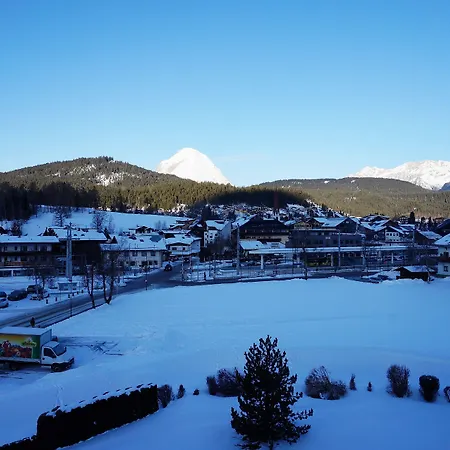 Hotel Egerthof B&B-3