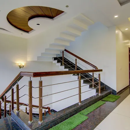 Itsy Hotels Gm Residency-3