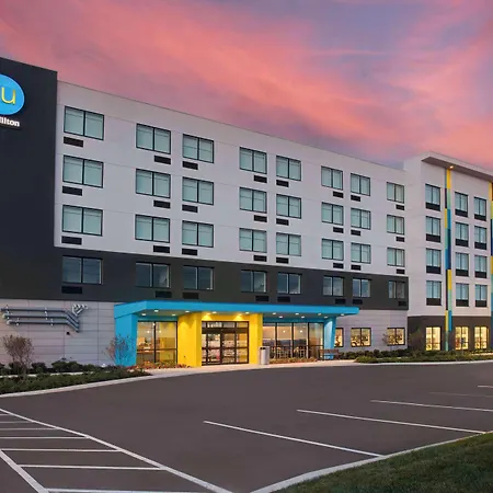 Tru By Hilton Toronto Airport West-2