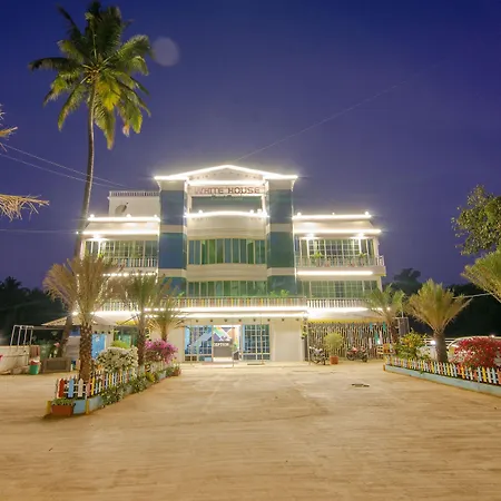 White House Beach Resort-3