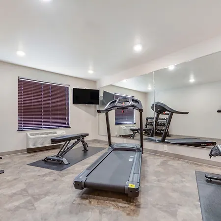 Cobblestone Inn & Suites - Holdrege-2