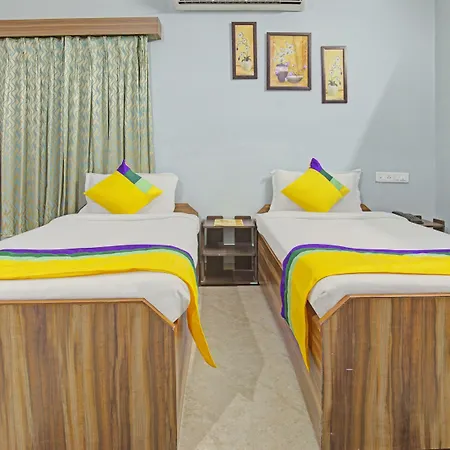 Itsy Hotels Sidhartha Residency-2
