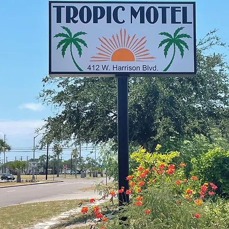 Tropic Motel-3