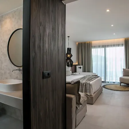 Vanik Suites-3