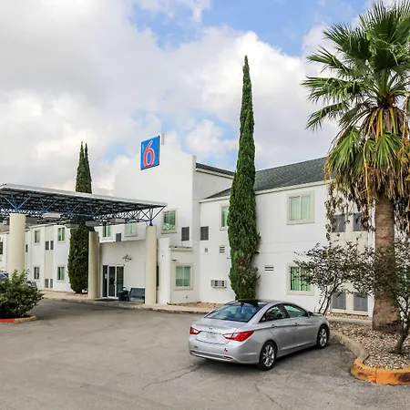 Motel 6 New Braunfels-3