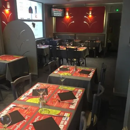 Hotel Les Frangins-3
