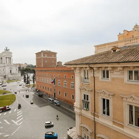 Sonder By Marriott Bonvoy Piazza Venezia Apartments-3