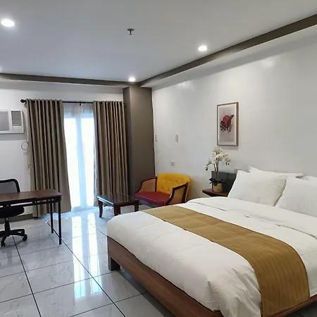 Rosh Hotel-2