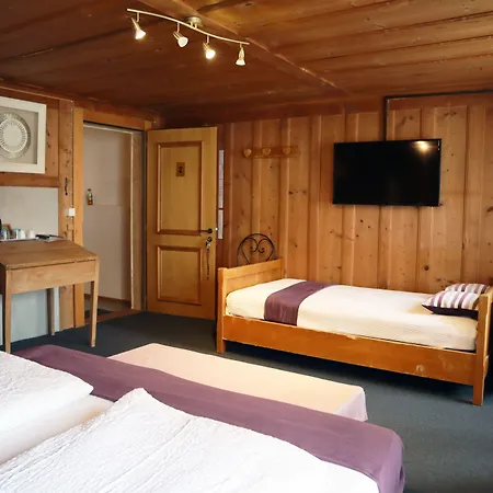Gruyere Rooms-2
